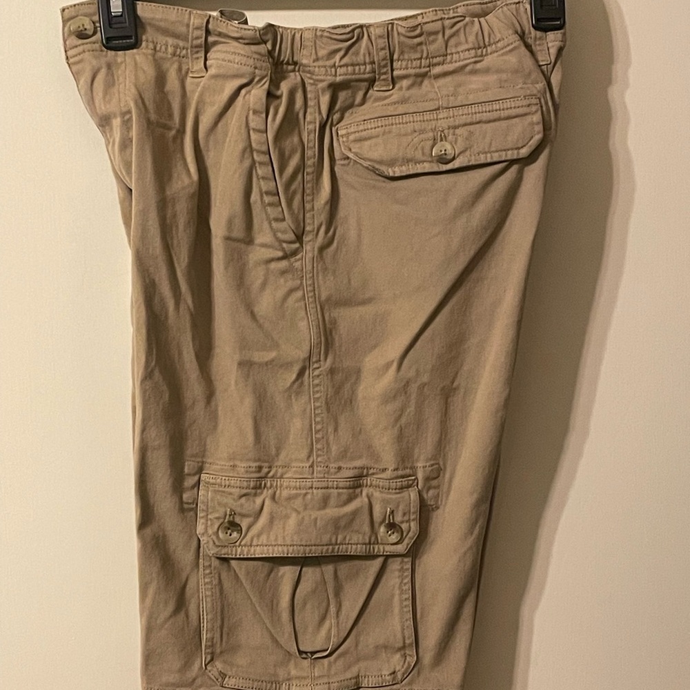 💙Boys Cargo Shorts. Size 18. Khaki. Great Condition. Clean‼️Final Price ❣️ - Picture 6 of 6